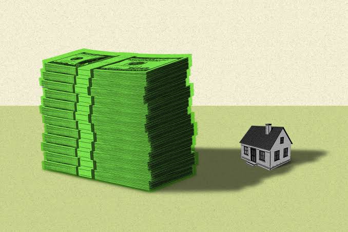 Taxes on selling inherited house New York: real 2026 math